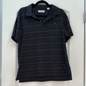 English Laundry collared knit one button short sleeve. Size L. EUC